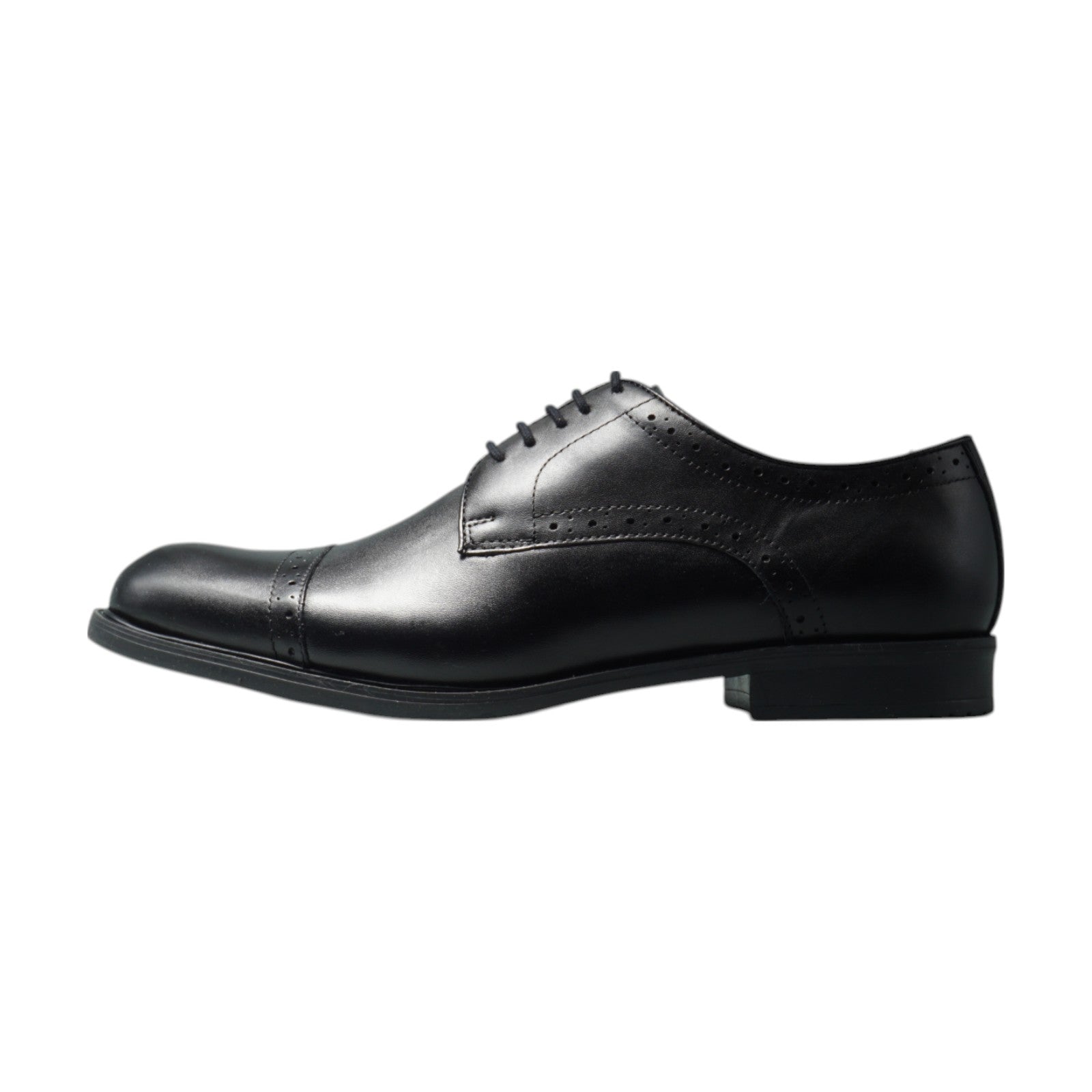 Round toe Derby Quarter Brogue Black