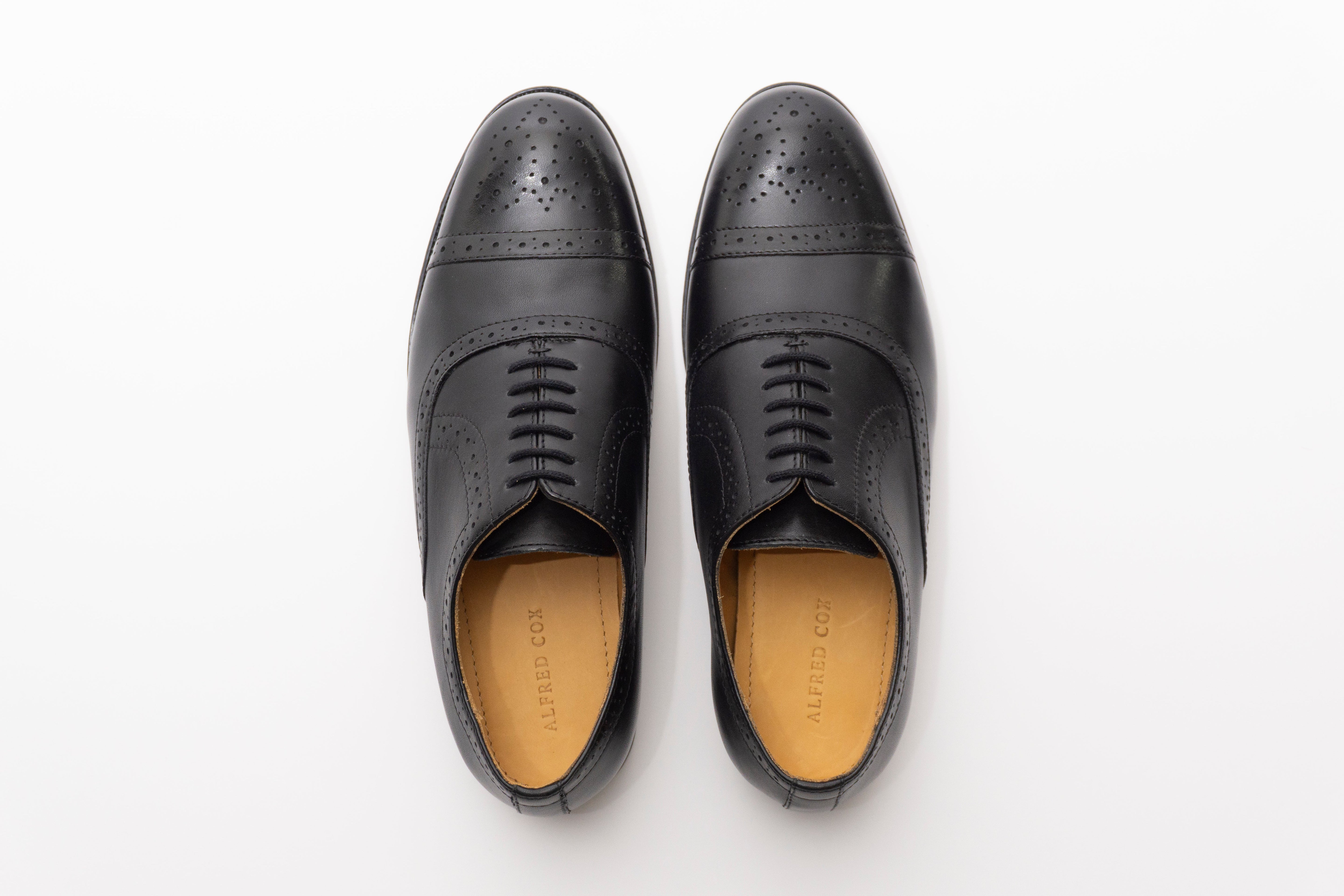 Round toe Oxford Semi Brogue Black