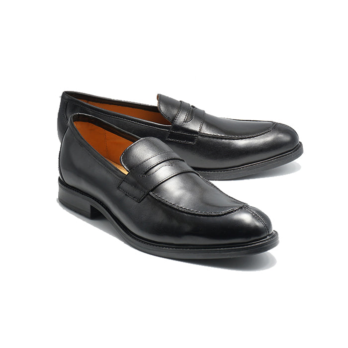 Round toe loafer Black