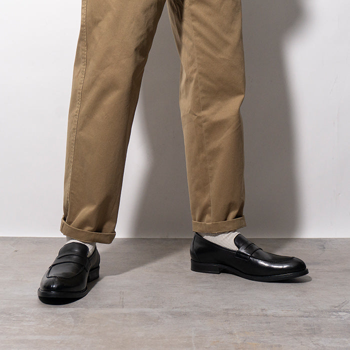 Round toe loafer Black